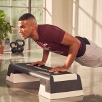 Reebok Step (White & Black) Reebok Step (White & Black)